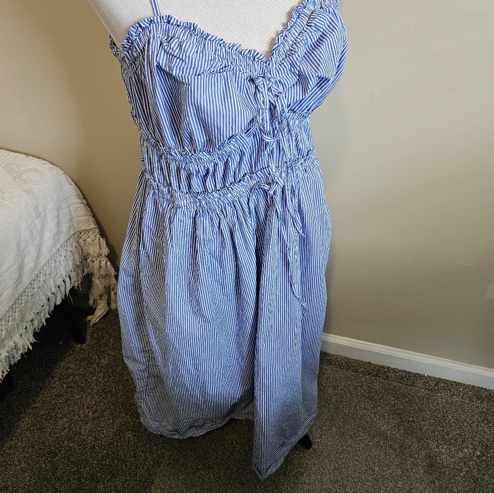 Free Asembley Blue and White Stripped Dress 100% Rayon Size Large. - Picture 16 of 16